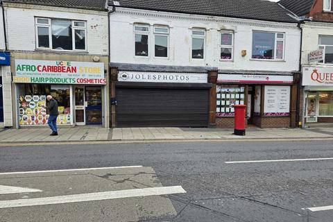 Retail property (high street) to rent, 194 High St Scunthorpe DN15 6EA