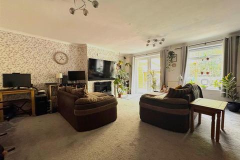 undefined, Meares Drive, Shaw SN5