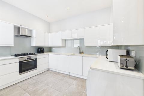 4 bedroom terraced house for sale, Bath Road, Cheltenham, Gloucestershire, GL53