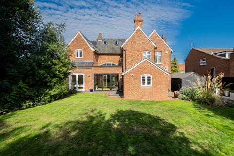 4 bedroom detached house for sale, Milton Keynes MK17