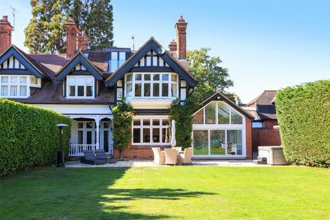 undefined, Ashley Road, Walton-On-Thames, KT12