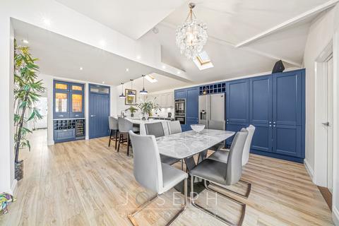 4 bedroom detached house for sale, Norwich Road, Ipswich, IP1