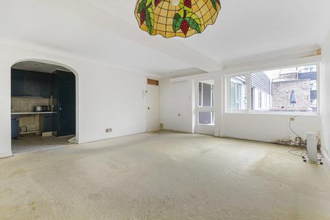 undefined, Twickenham Road, Teddington, TW11