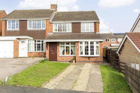 undefined, Bramley Close, Market Harbroough