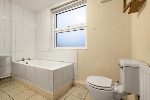 16 Colvin Road, Thornton Heath, CR7 6AB
