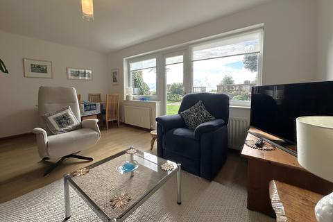 2 bedroom apartment for sale, Lord Warden Avenue, Walmer, CT14