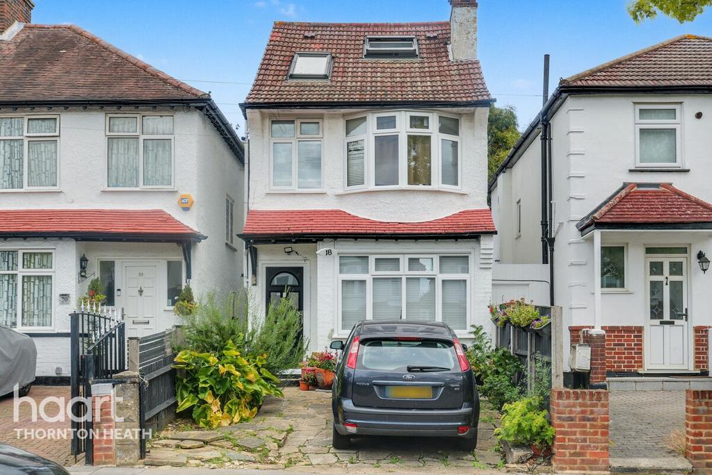 Detached house exterior