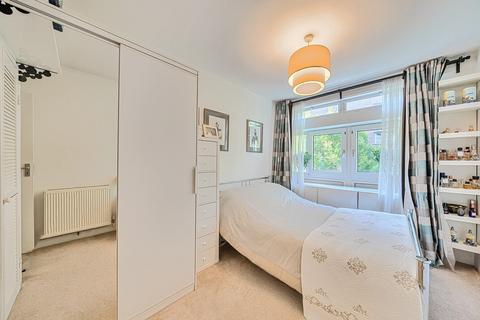 1 bedroom flat for sale, Upper Richmond Road, Putney, London, SW15