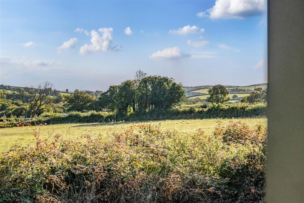 1358521-15-68d50da2a0da8.jpg