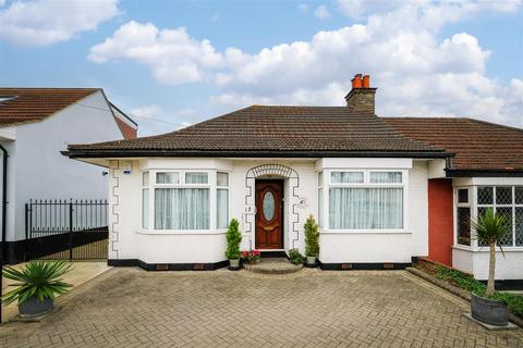 12 Mark Avenue, London, E4 7NR