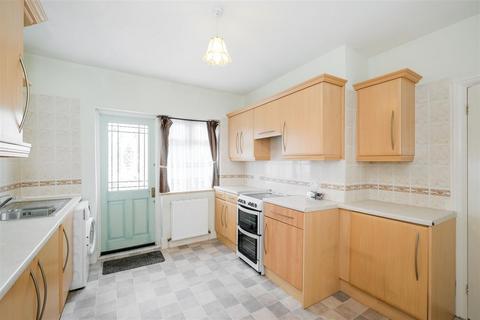 12 Mark Avenue, London, E4 7NR
