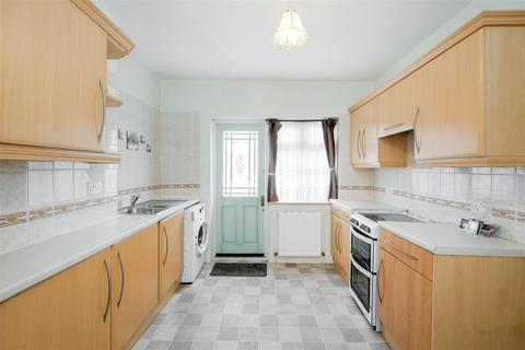 12 Mark Avenue, London, E4 7NR
