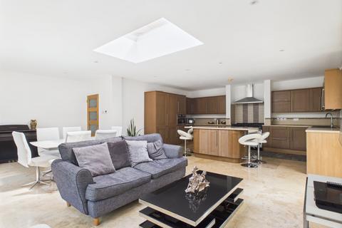 undefined, Coppermill Road, Wraysbury, Berkshire, TW19