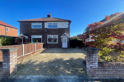 2 bedroom semi-detached house for sale, Highfield Park Road, Bredbury