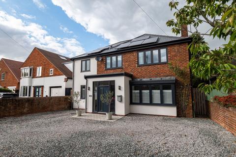 undefined, Yarborough Crescent, Lincoln LN1
