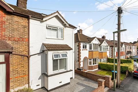 Oak Road, Caterham CR3