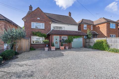 Cedar Drive Barming, Maidstone