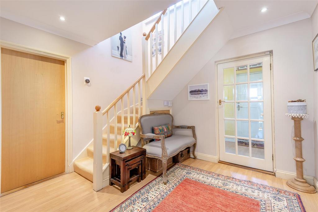 8664993-interior08.jpg