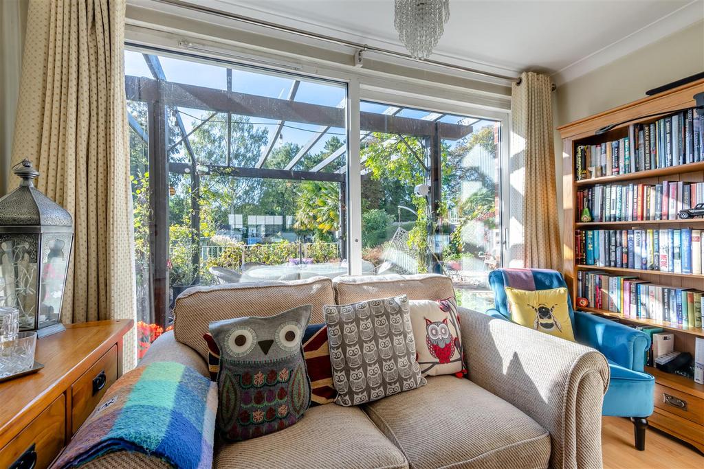 8664993-interior15.jpg
