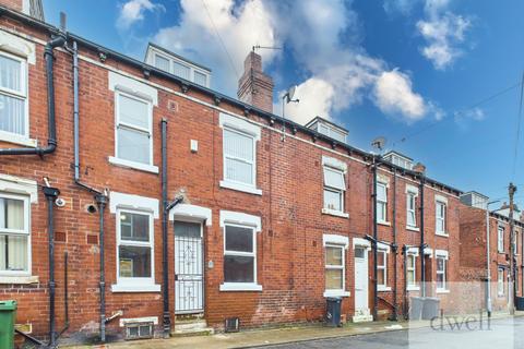 2 bedroom terraced house to rent, Claremont Street, Armley, Leeds, LS12