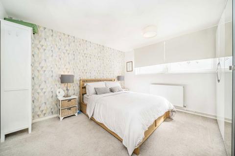 undefined, Bevill Allen Close, London SW17