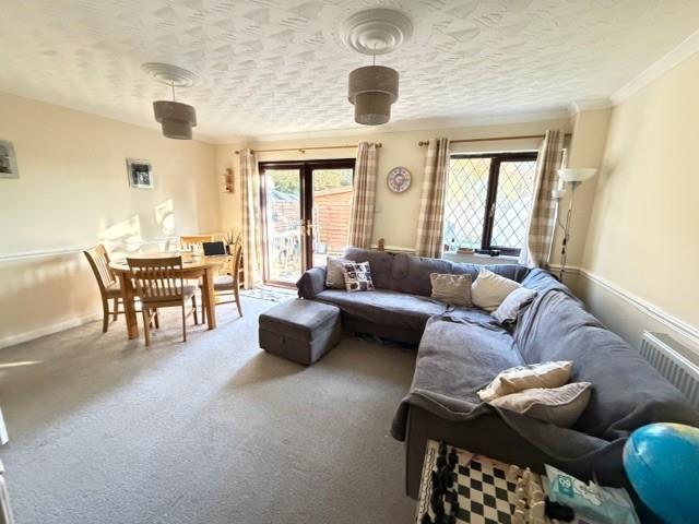 Living /dining room
