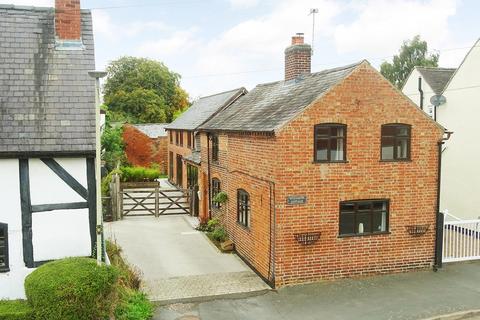 4 bedroom cottage for sale, Lutterworth Road, Gilmorton, Lutterworth
