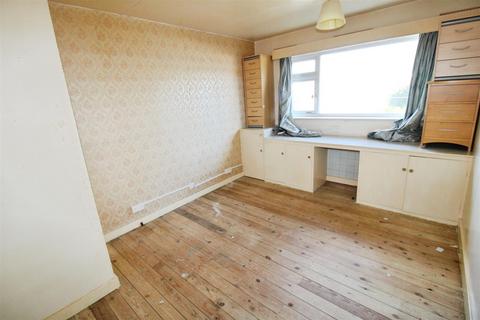 undefined, Compass Road, Hull