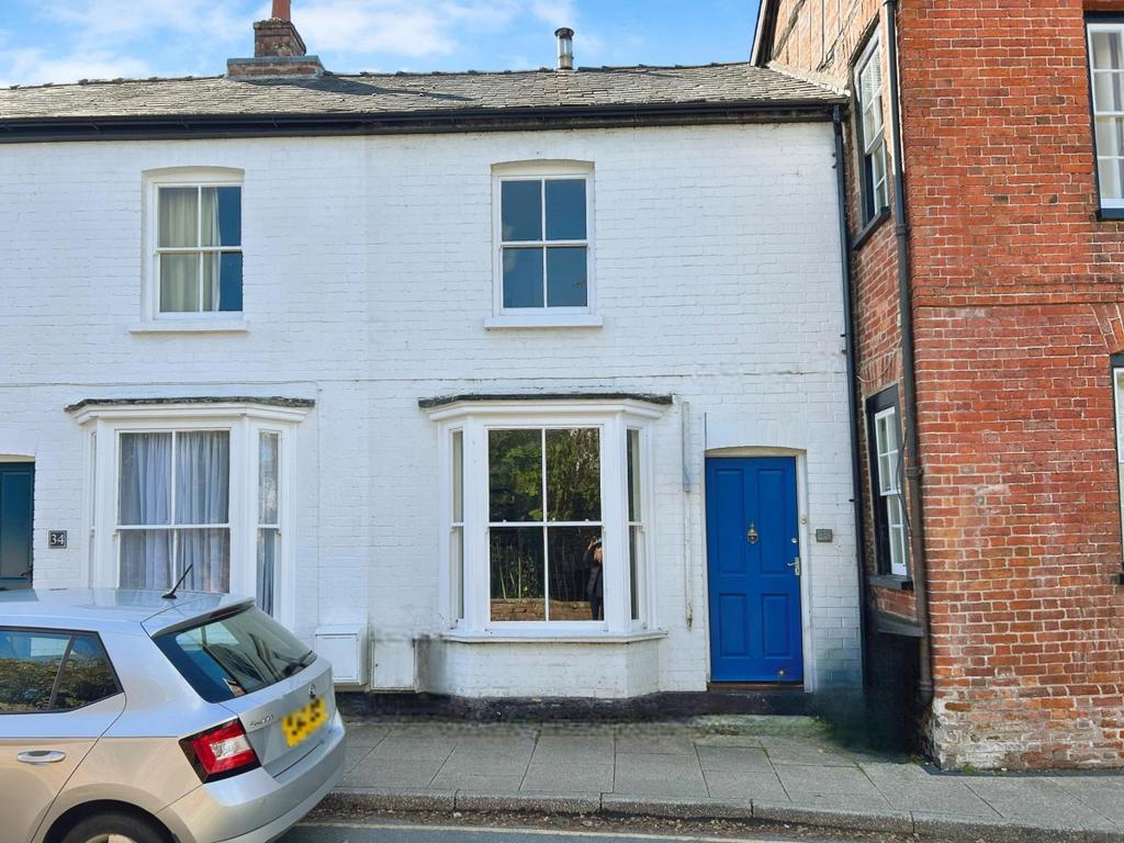 3 Bedroom Mid Terrace Character Cottage