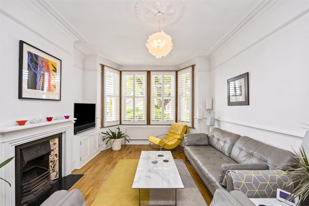 Sitting/Dining Room