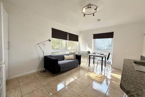 undefined, Avalon Close, Enfield