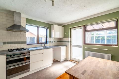 undefined, Vallibus Close, Oulton