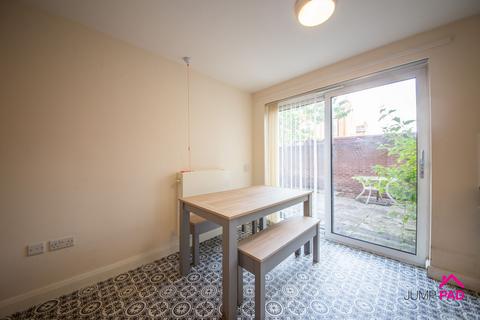 2 bedroom ground floor flat for sale, Sturgess Street, Newton-Le-Willows, WA12