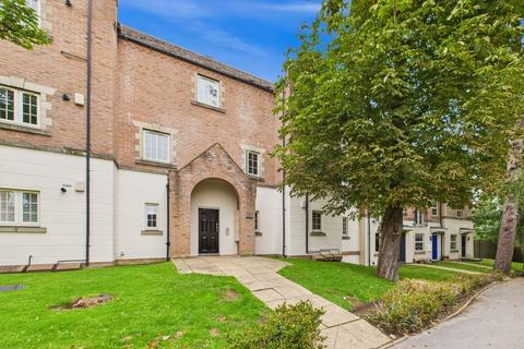 53 The Spinney, Sheffield, S17 3AL