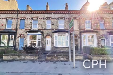 4 bedroom terraced house for sale, Falsgrave Road, Scarborough, YO12