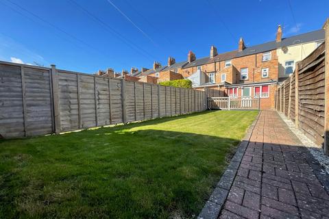4 bedroom terraced house for sale, Falsgrave Road, Scarborough, YO12