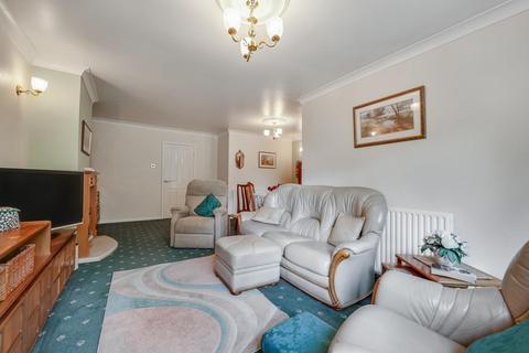 2 bedroom detached bungalow for sale, Berwyn Way, Nuneaton CV10