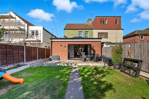 undefined, North Avenue, Southend-on-Sea, Essex, SS2