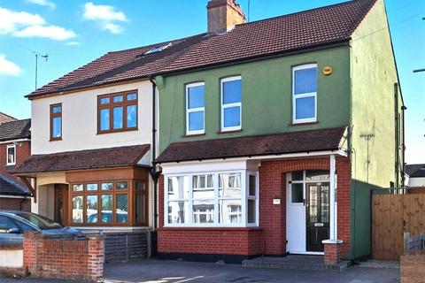 undefined, North Avenue, Southend-on-Sea, Essex, SS2