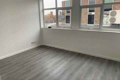 1 bedroom flat to rent, King Street, Warwickshire CV12