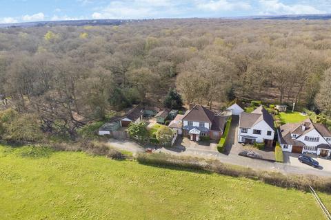 4 bedroom detached house for sale, Forest Glade, North Weald, CM16