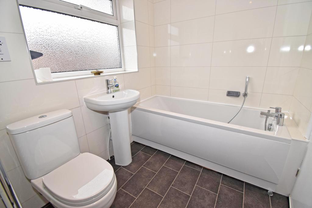 Bath/Shower Room
