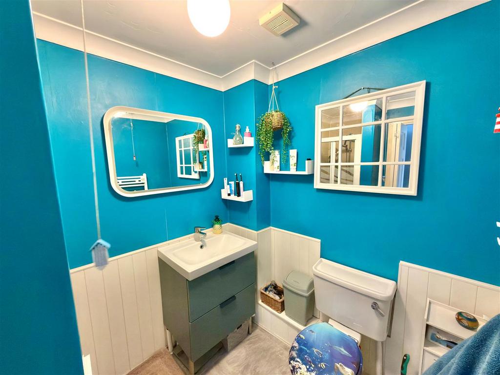 Ensuite.jpg