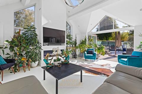 undefined, Hartfield Road, Forest Row RH18