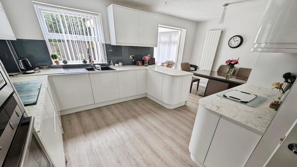 Pbox-kitchen-343444.jpg
