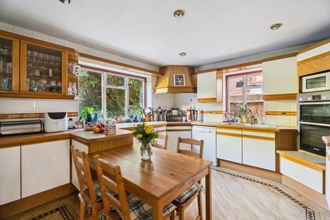 4 bedroom detached house for sale, Amersham Road, Chalfont St Peter SL9