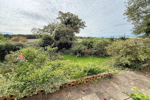 undefined, Thornicombe