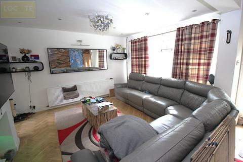 undefined, Woodbridge Road, Flixton