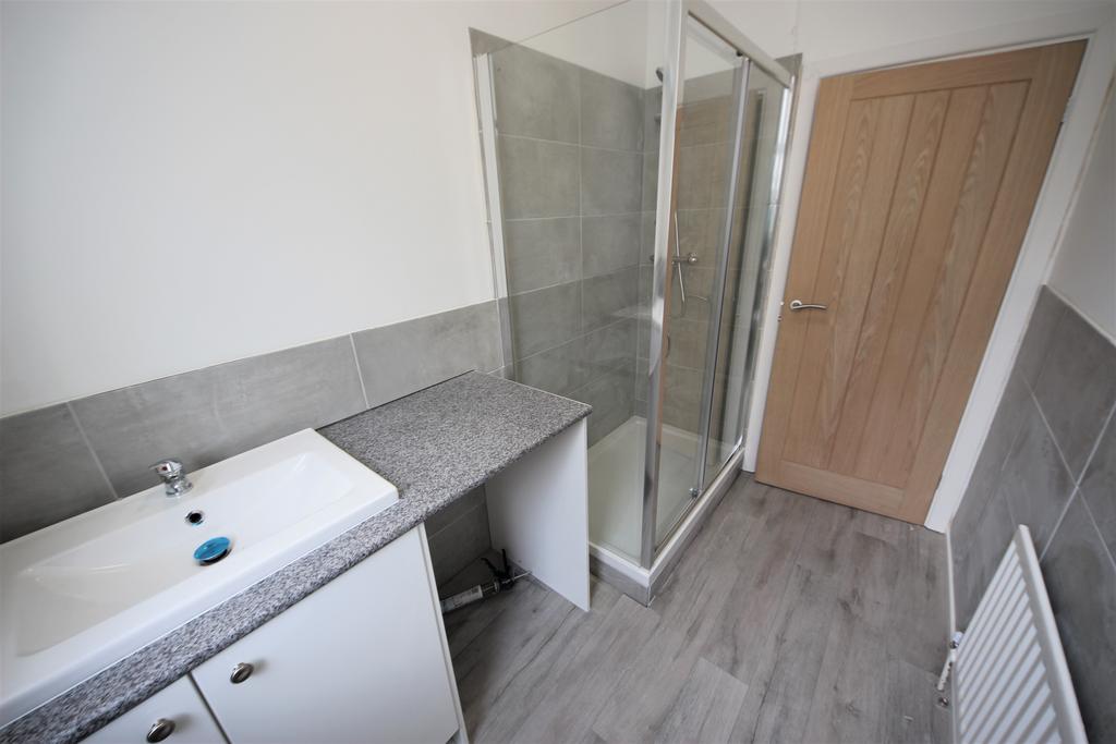 Shower Room (2)