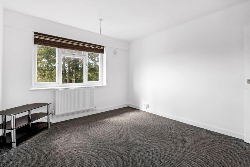 Bedroom Ove